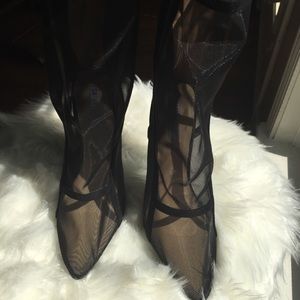 CAPE ROBBIN Brady Pointy Toe Mesh Lucite Boot SZ 9